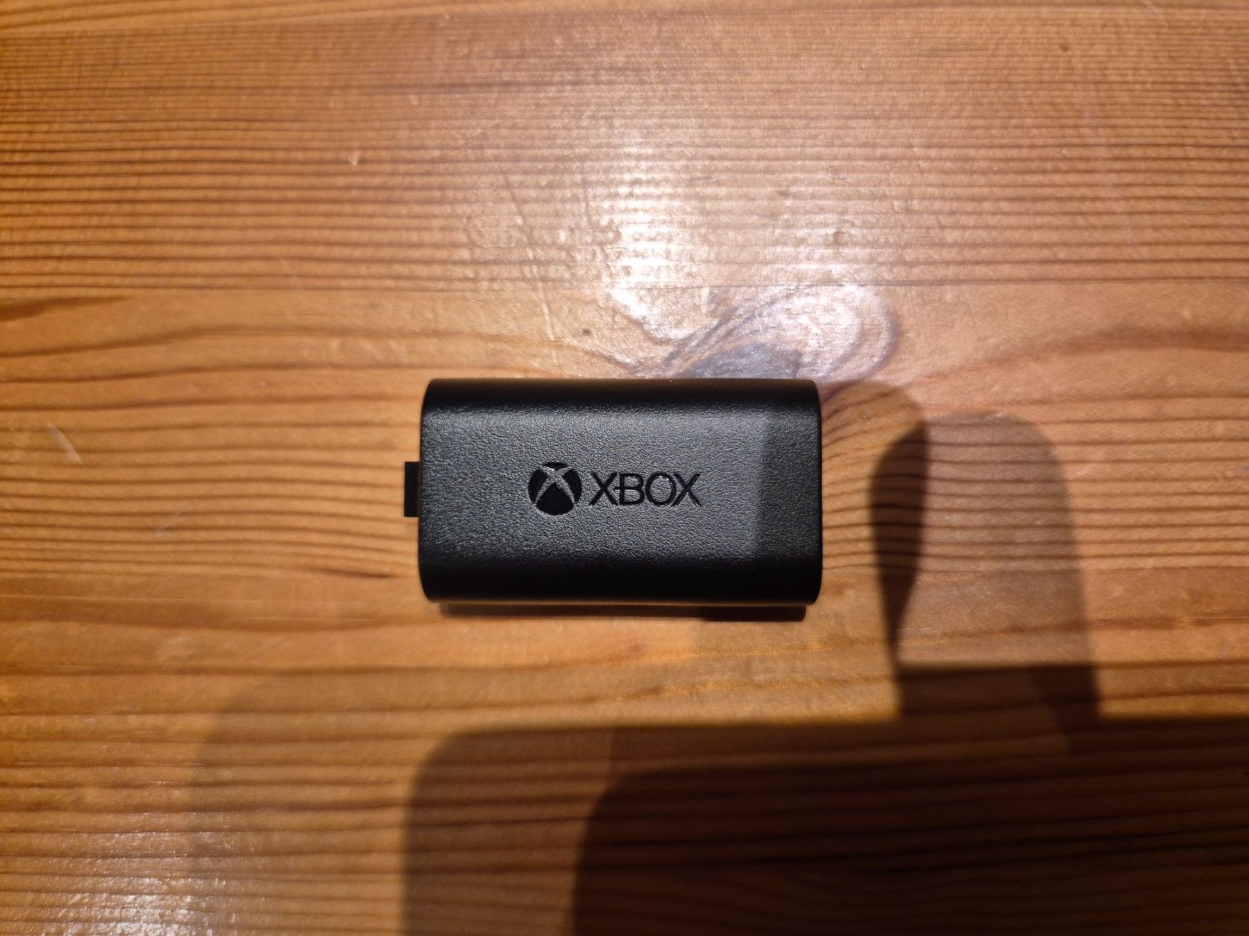 Microsoft Konsolen: Verkaufe X Box One S – Gebraucht aus Sumiswald von ret_d9y6 7