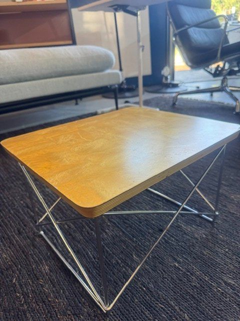 Vitra Tavoli: Vitra Eames LTR Occasional Table blattgold – Usato da Zollikofen venduto da OberliAG 1