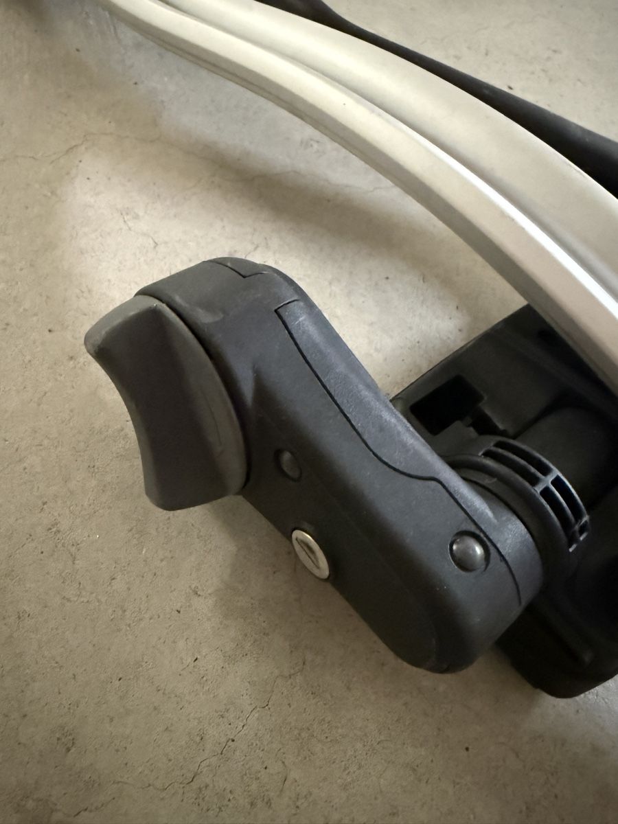 Portapacchi: Thule (BMW Version) Veloträger / Neu – Nuovo (secondo la descrizione) da Faellanden venduto da csterus 1