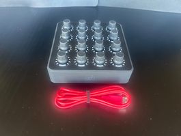 DJ Tech Tools Midi Fighter Twister