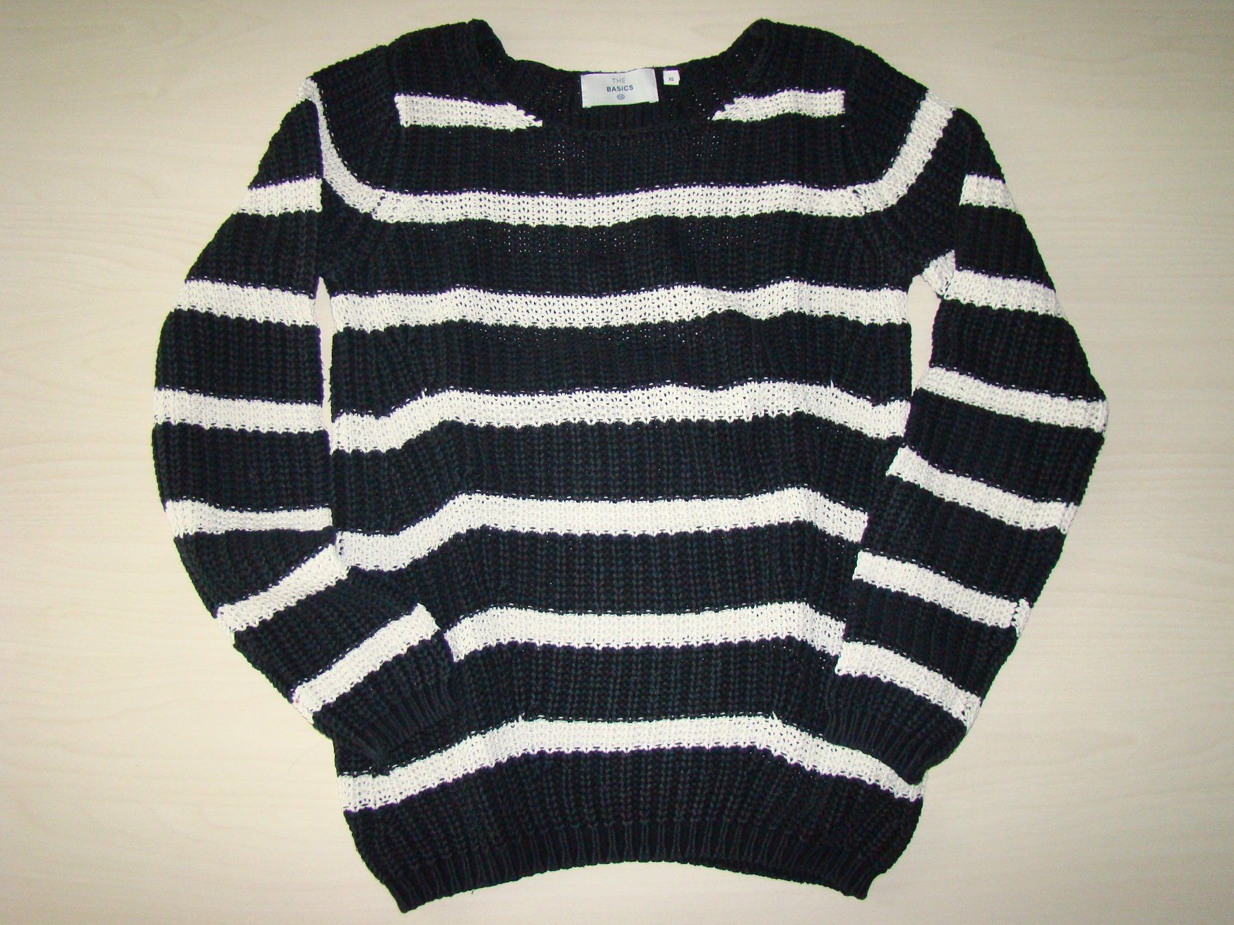 C&A Pullover & Sweatshirts: Pullover langarm, schwarz-weiss, Grösse XS, Marke C & A – Gebraucht aus Malters von burzi