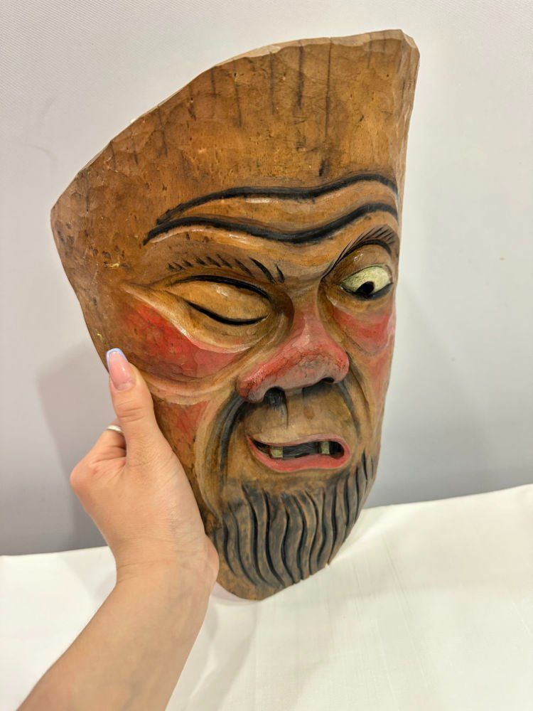 Maschere: Bündner Handgeschnitzte Maske – Usato da Obernau venduto da Arche_Noah_Brocki 2