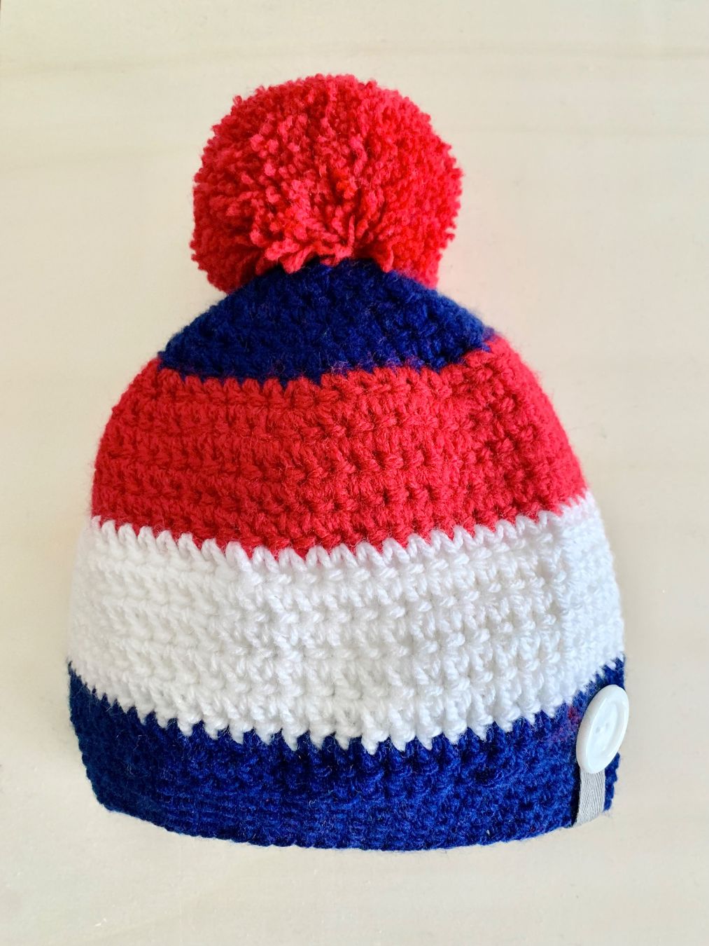 Altro abbigliamento per bambino: Kappe 3 in 1 mit oder ohne Bommel tragbar, Handarbeit – Nuovo e nell'imballaggio originale da Emmenbrücke venduto da swissmade-miracles 2