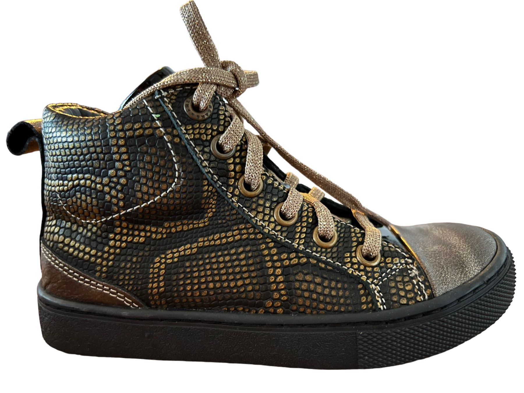 Scarpe per ragazze: Liquidation_ Sneaker aus Leder, Gr. 31 – Nuovo e nell'imballaggio originale da Steinhausen venduto da Jan_CesilWeber