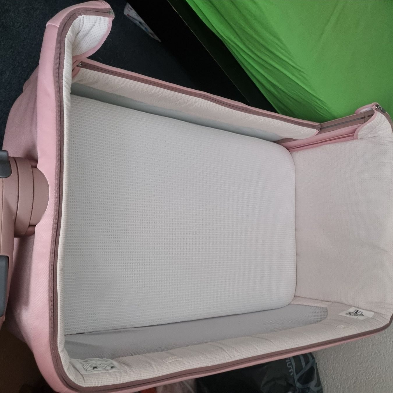 Chicco Letti: Chicco Beistellbett Next2Me Magic – Usato da Buchs AG venduto da Kitten33 1