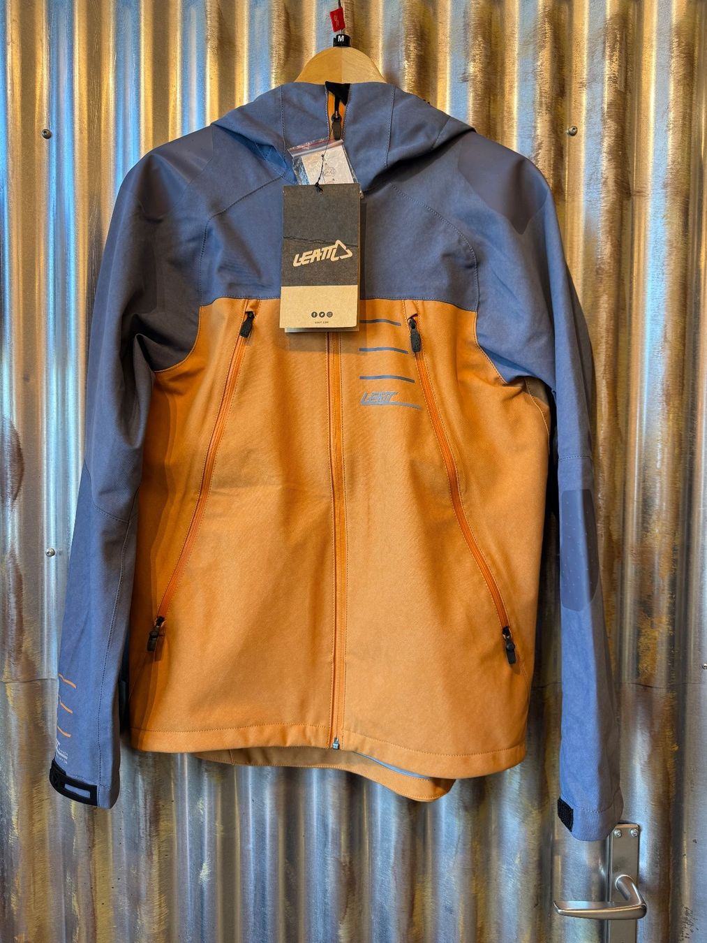 Leatt Giacche: Leatt Herren MTB Regenjacke Gr. M NEU – Nuovo (secondo la descrizione) da Hochdorf venduto da TreeLeeHochdorf