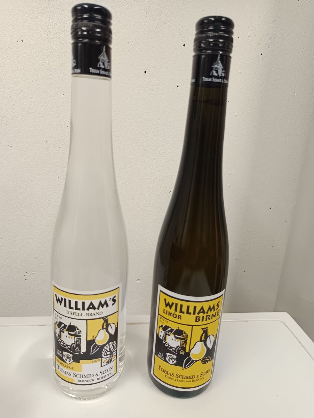 Williams Spirituosen: 2 Flaschen Williams – Neu und originalverpackt aus Rüthi (Rheintal) von Balty 2