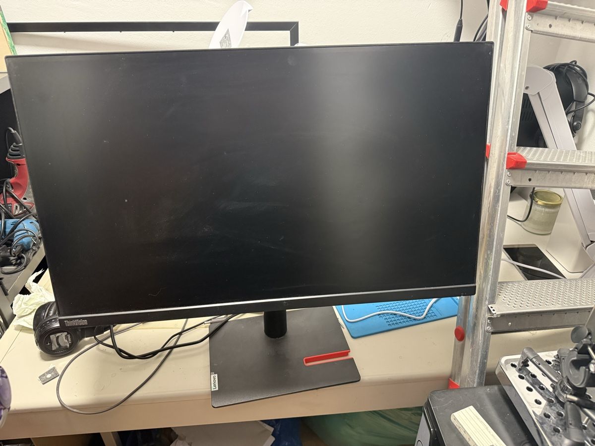 Monitor: Monitor Lenovo ThinkVision schwarz  – Nuovo (secondo la descrizione) da Suhr venduto da Tsmith96
