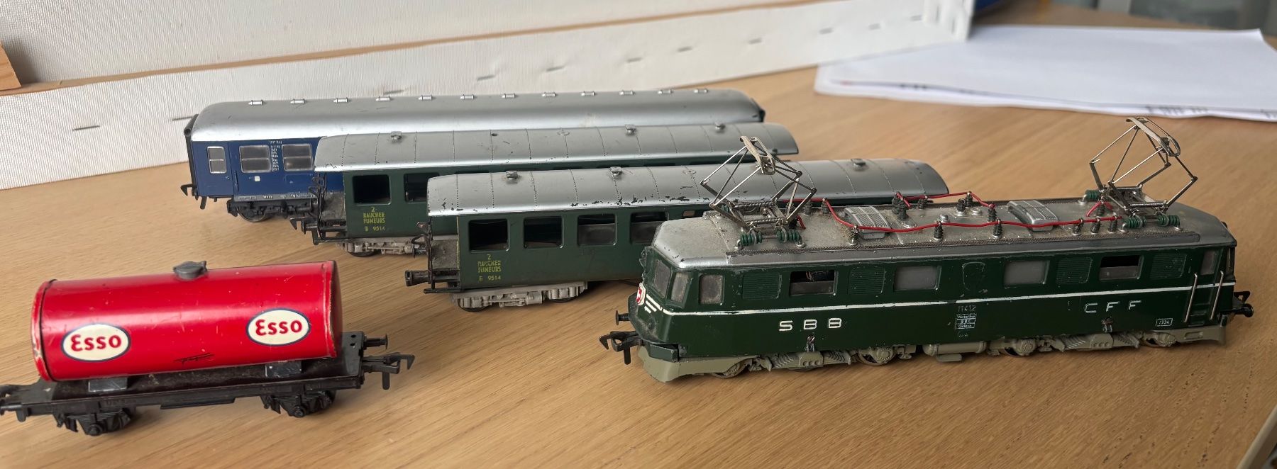 Fleischmann Modellini di ferrovie: Fleischmann Zugkomposition – Usato da Hombrechtikon venduto da belluk