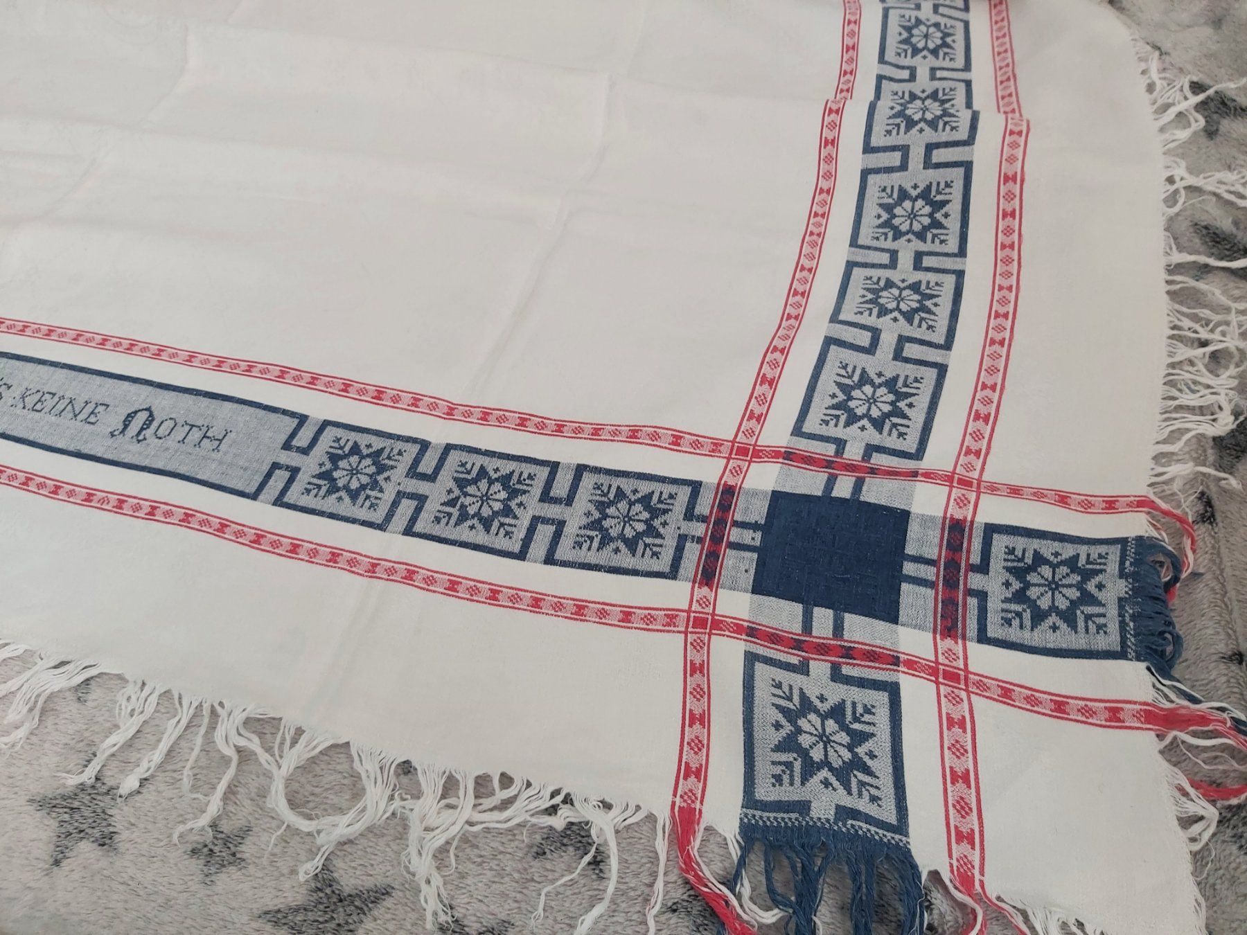 Altra biancheria da tavola: Tischtuch antik mit Spruch – Usato da Bern venduto da aronari 2