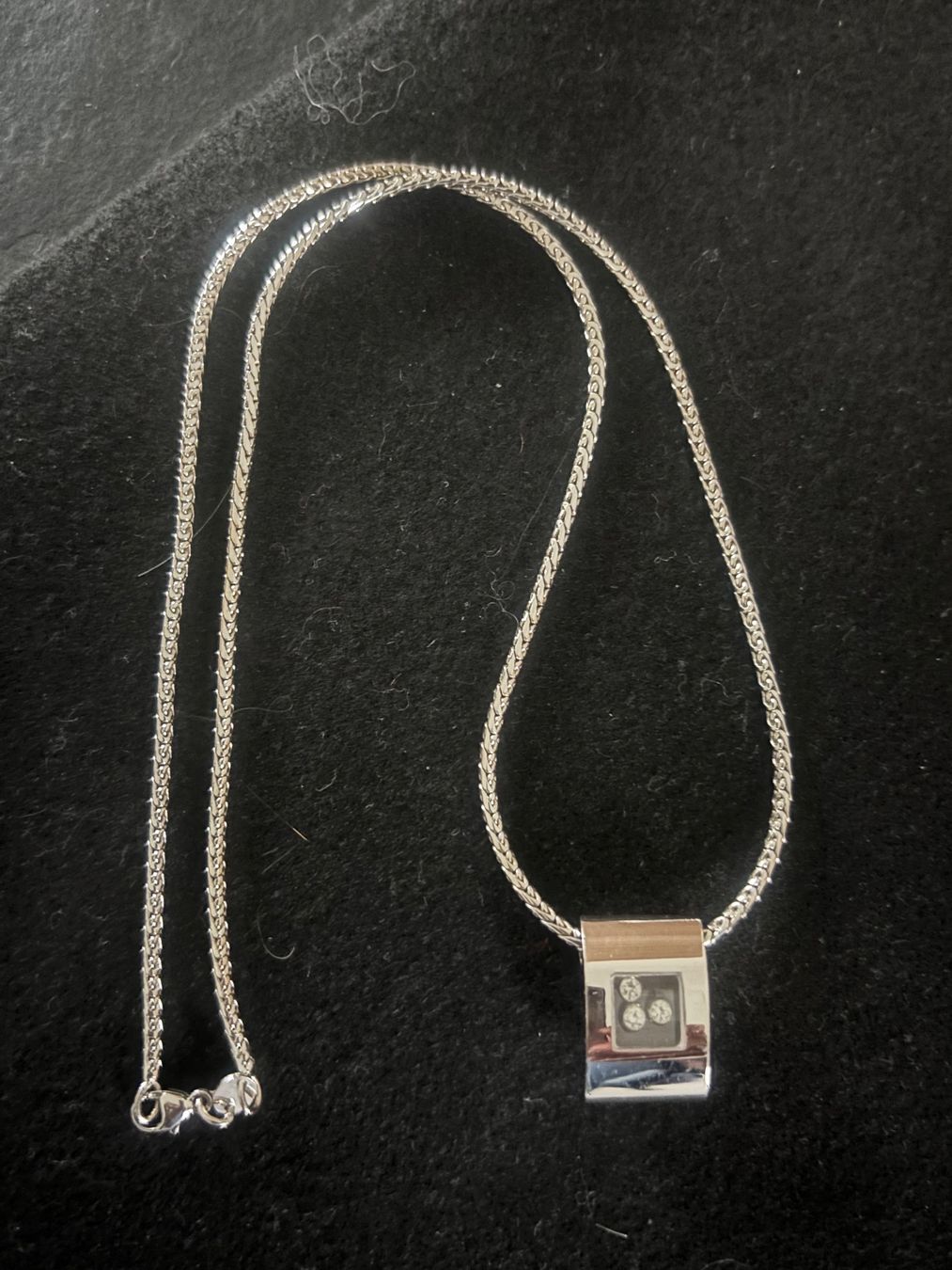 Chopard Catenine: Chopard Happy Diamond  Kette mit Anhänger – Usato da Bettwiesen venduto da Raisa1973
