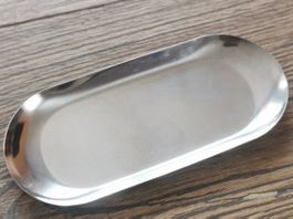 Elegante Servierplatte aus Edelstahl - Zeitloses Design