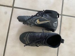 Noggenschuhe /Fussballschuhe 33.5