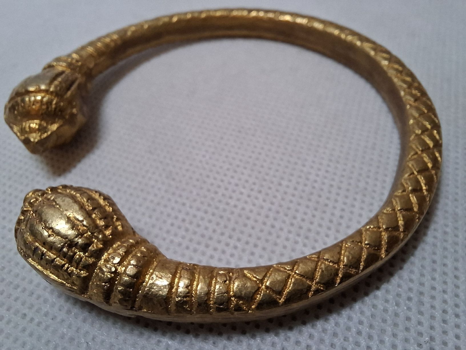Armbänder & -reifen: Armreif Goldfarben Messing  – Gebraucht aus Ipsach von jpbo 3