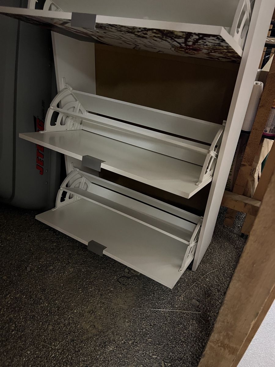 Armoires: Schuhschrank  weiss – D'occasion à Adliswil par sv__s2n9 1