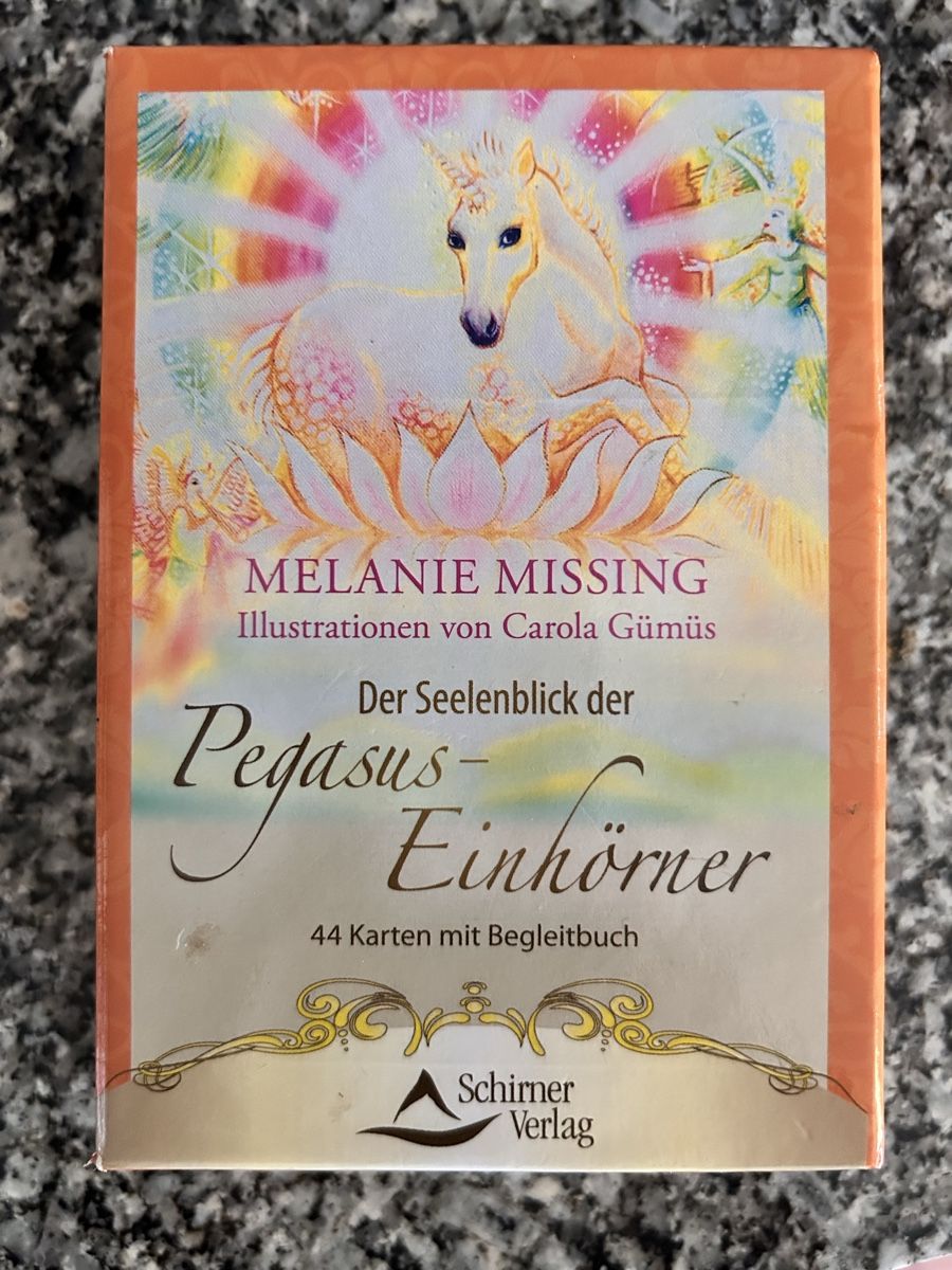 Bücher: Pegasus-Einhörner: 44 Karten mit Begleitbuch – Gebraucht aus Ferenbalm von Evemcmahon