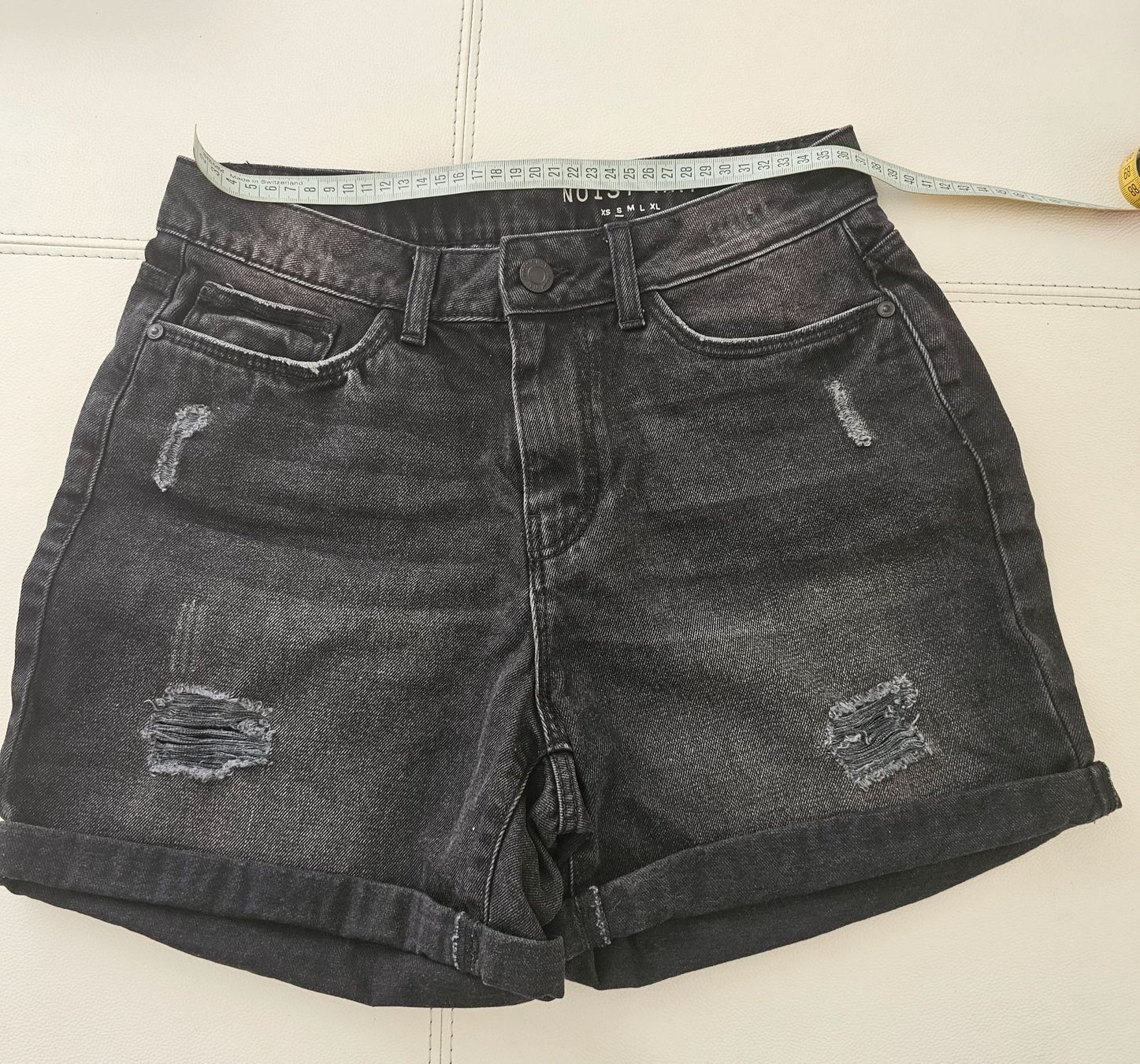 Pantaloni: Shorts – Usato da Steinmaur venduto da Kiki_m240