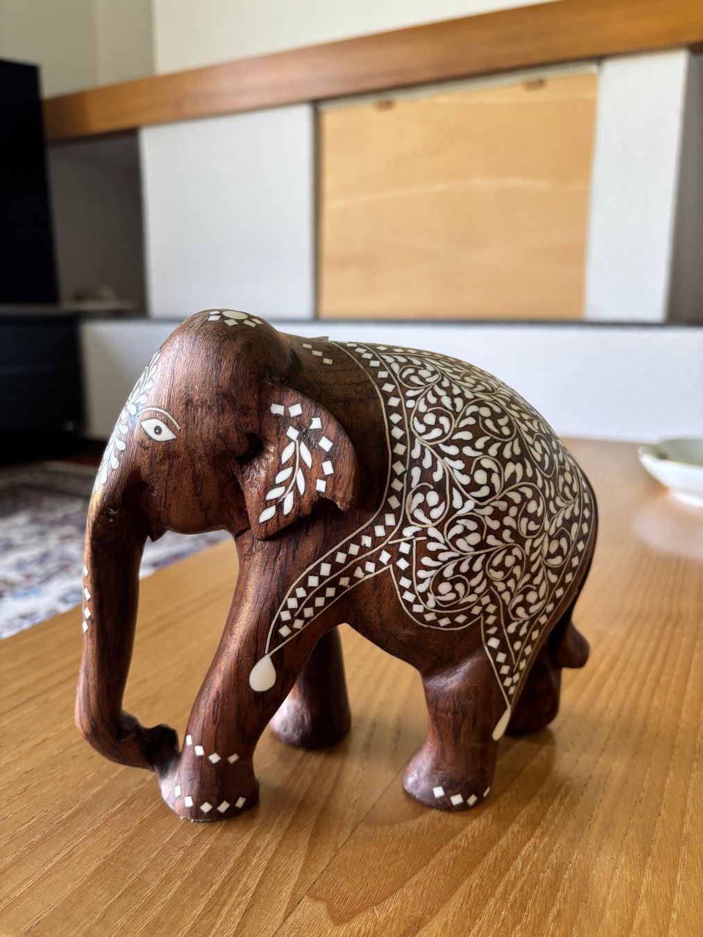 Statuette: Elefantino incastonato con avorio. – Usato da Camorino venduto da lio_s9ld 1
