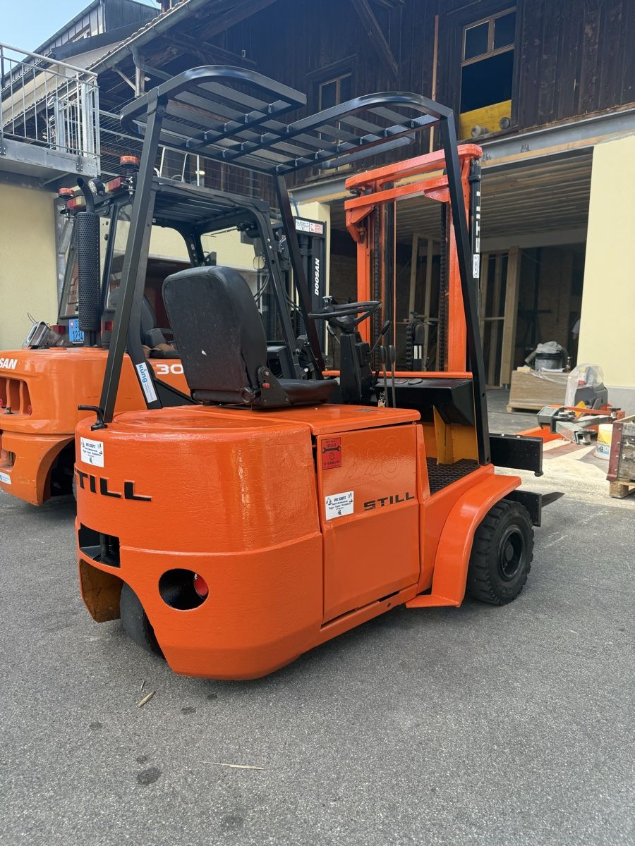 Still Carrelli elevatori e a forche: Stapler Gabelstapler Elektro Still – Usato da Ebnat-Kappel venduto da Suizo1291 2