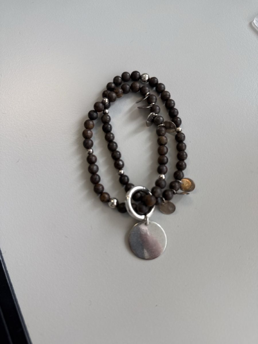Bracciali & Braccialetti: Bronzit-Armband mit Silber-Charms – Usato da Bassersdorf venduto da padriga68