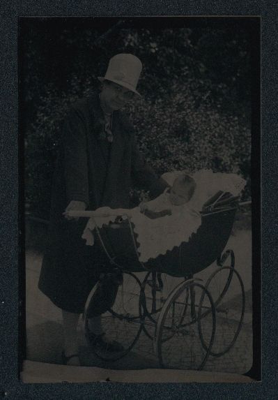 Fotografie &  Plakate: Fotografie Ferrotypie Mutter mit ihrem K – Gebraucht aus Berlin von bartko-reher
