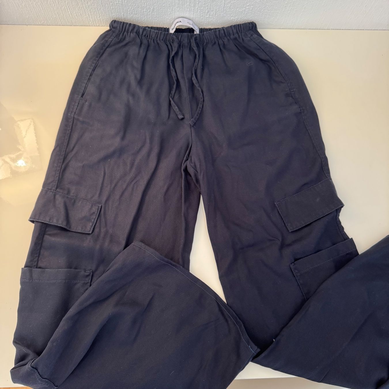 Bershka Pantaloni: Cargo Bershka S – Nuovo (secondo la descrizione) da Bulle venduto da Math2601