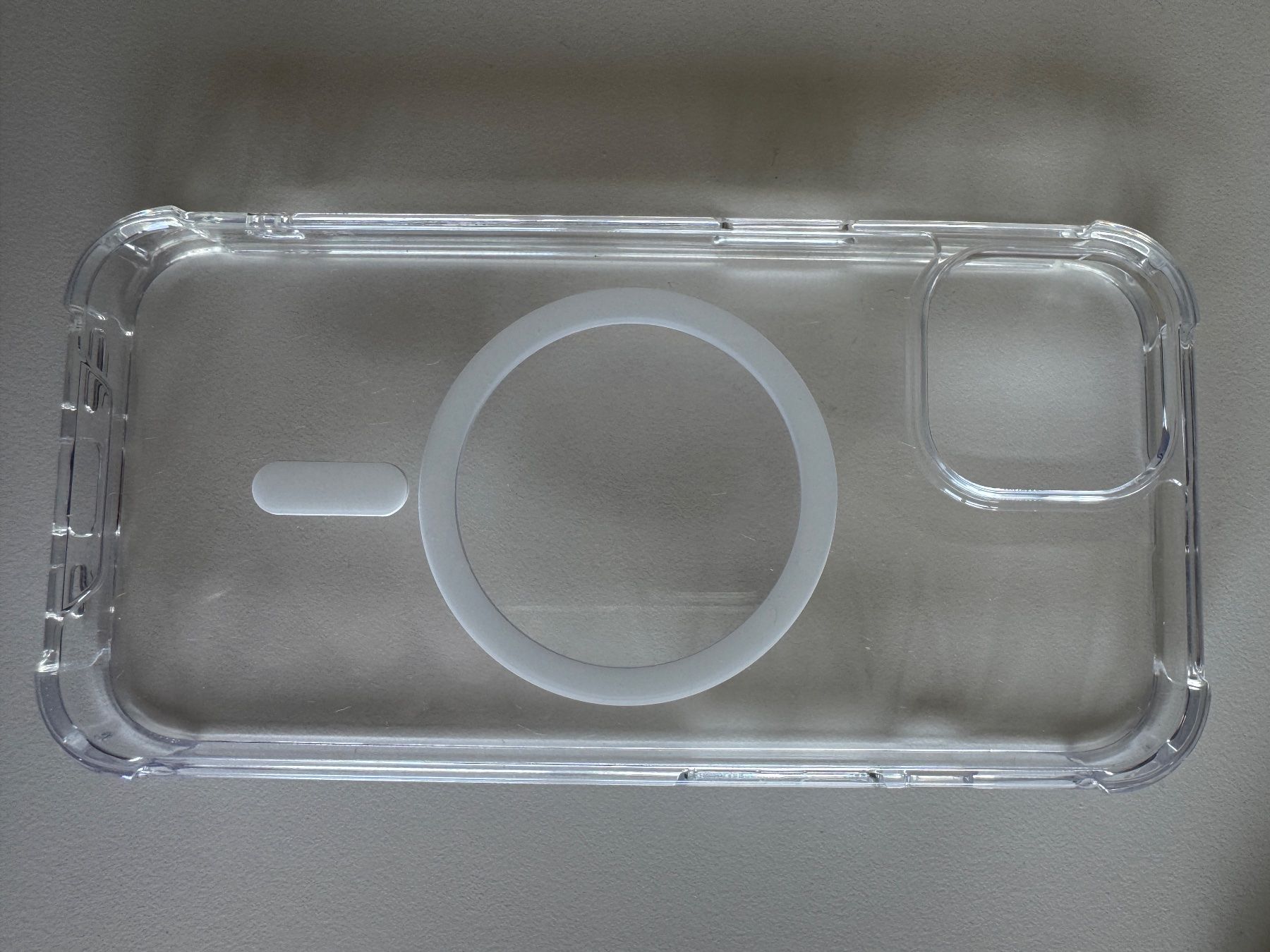 Covers & Schutzfolien: Apple Iphone 15 Hyprid Magsafe Case – Neu und originalverpackt aus Oetwil am See von ibex_24 1