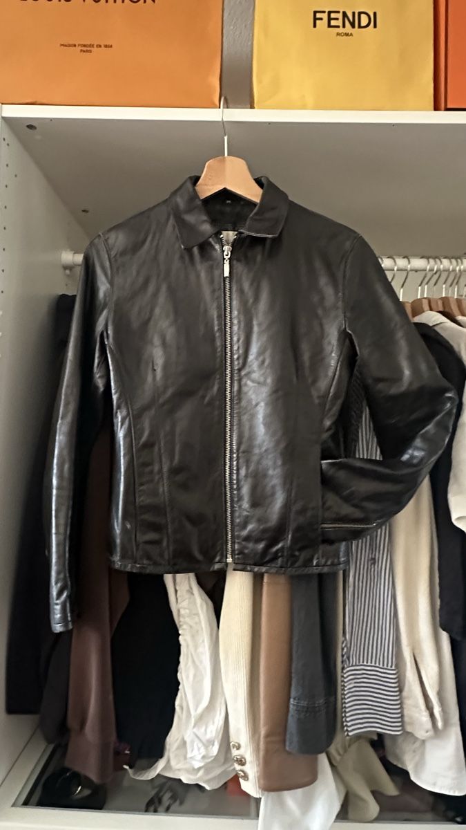 Giacche: Leonardo Echtleder Lederjacke Schwarz Gr. 34 – Usato da Winterthur venduto da whatdreamz