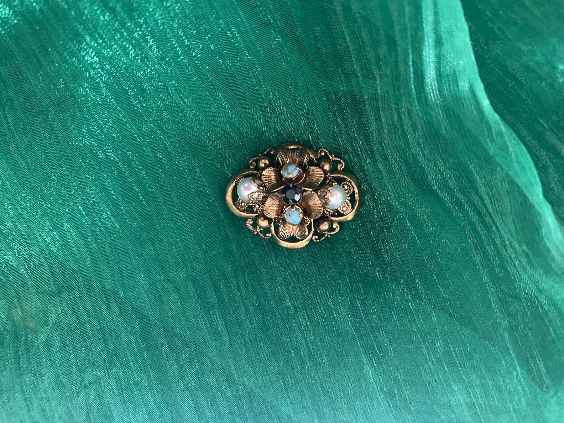 Broschen & Nadeln: RARITÄT - edle & antike Brosche Modeschmuck, 3x2cm – Gebraucht aus Winkel von ferrari2022