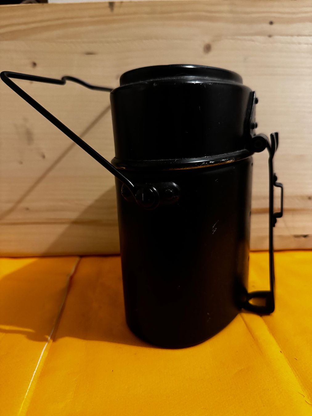 Geschirrsets: Gamelle Essgeschirr – Gebraucht aus Thun von Atelier 1