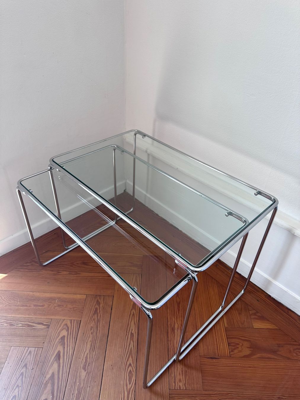 Tavoli: Tables gigognes vintage chrome verre, 1970 – Usato da Lausanne venduto da jul_v9ht