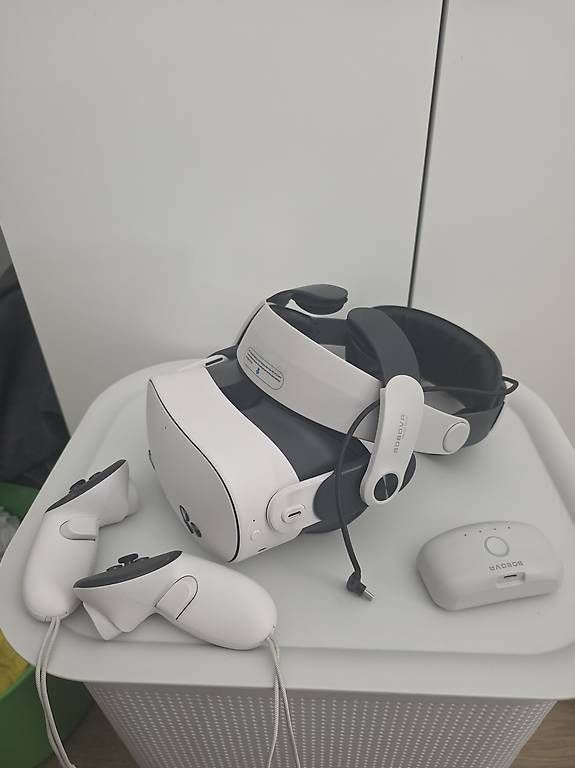 VR Brille: Metaquest 3 S – Gebraucht aus Fulenbach von RoMaNhEiM