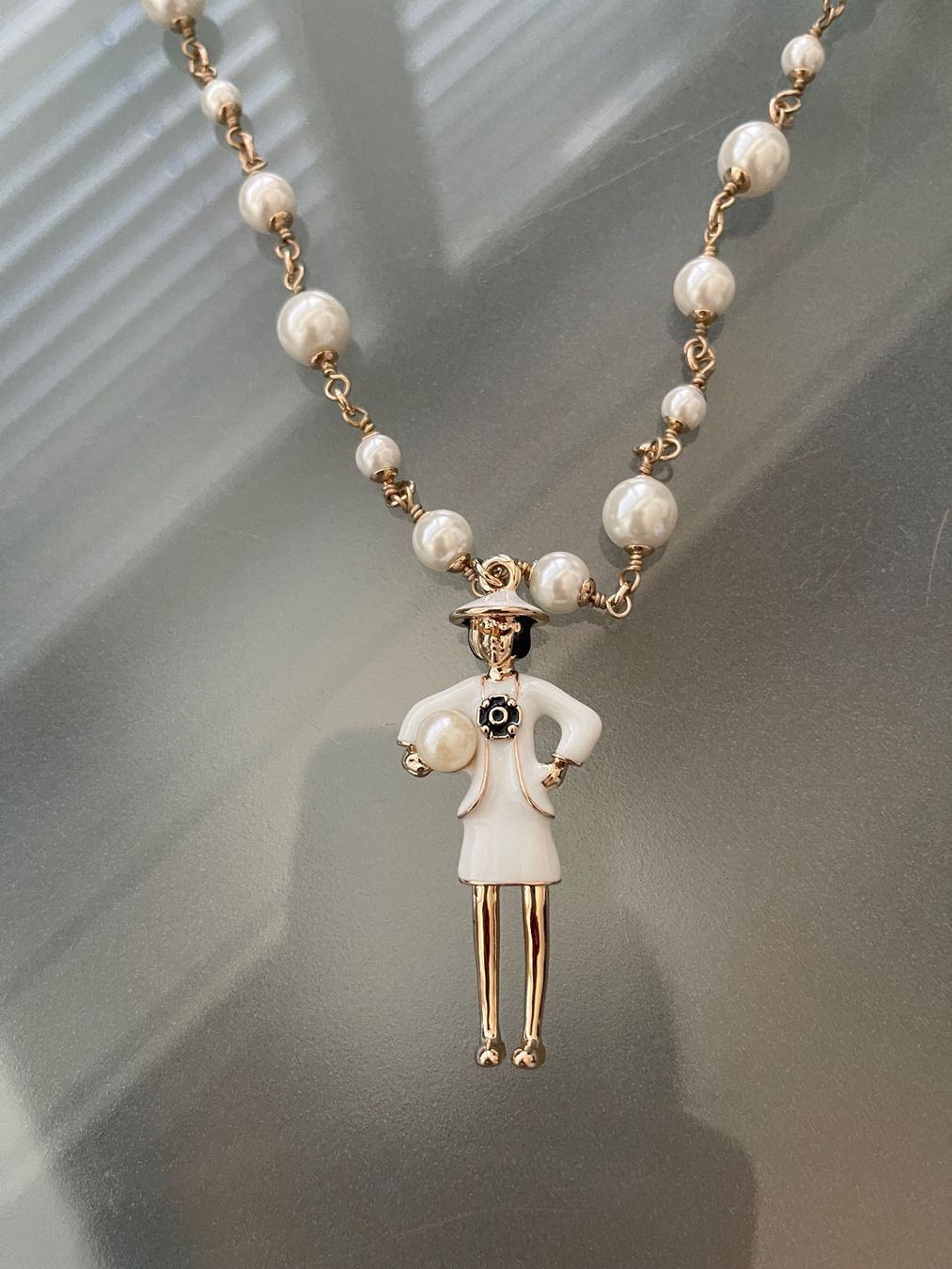 Chanel Ketten: Halskette im Chanel-Stil – Gebraucht aus Zürich von zki_yzj7 1