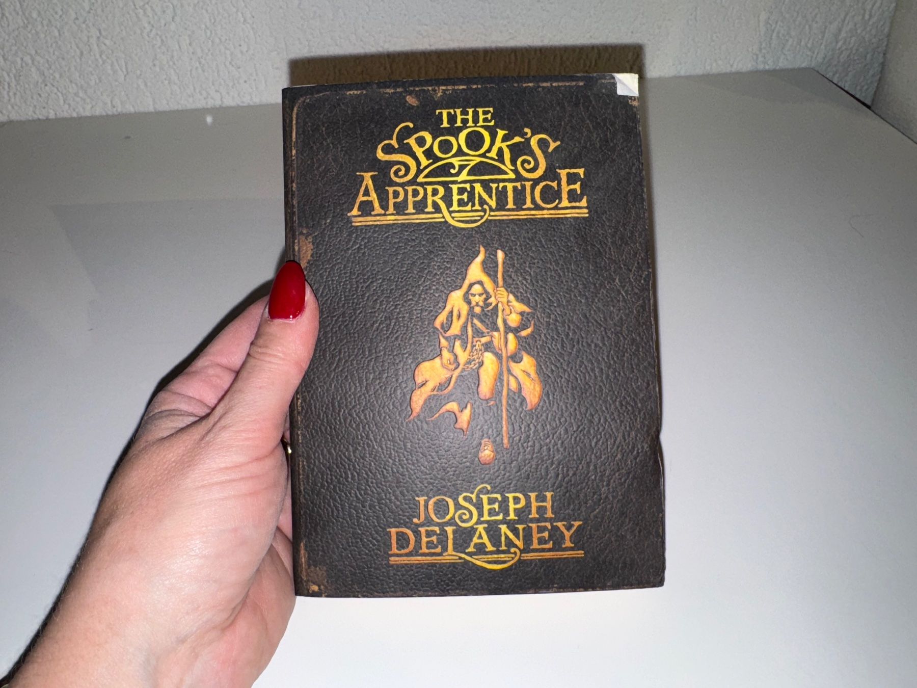 Libri: NOVEL: Joseph Delaney, The spook`s apprentice – Usato da Grosswangen venduto da English_books