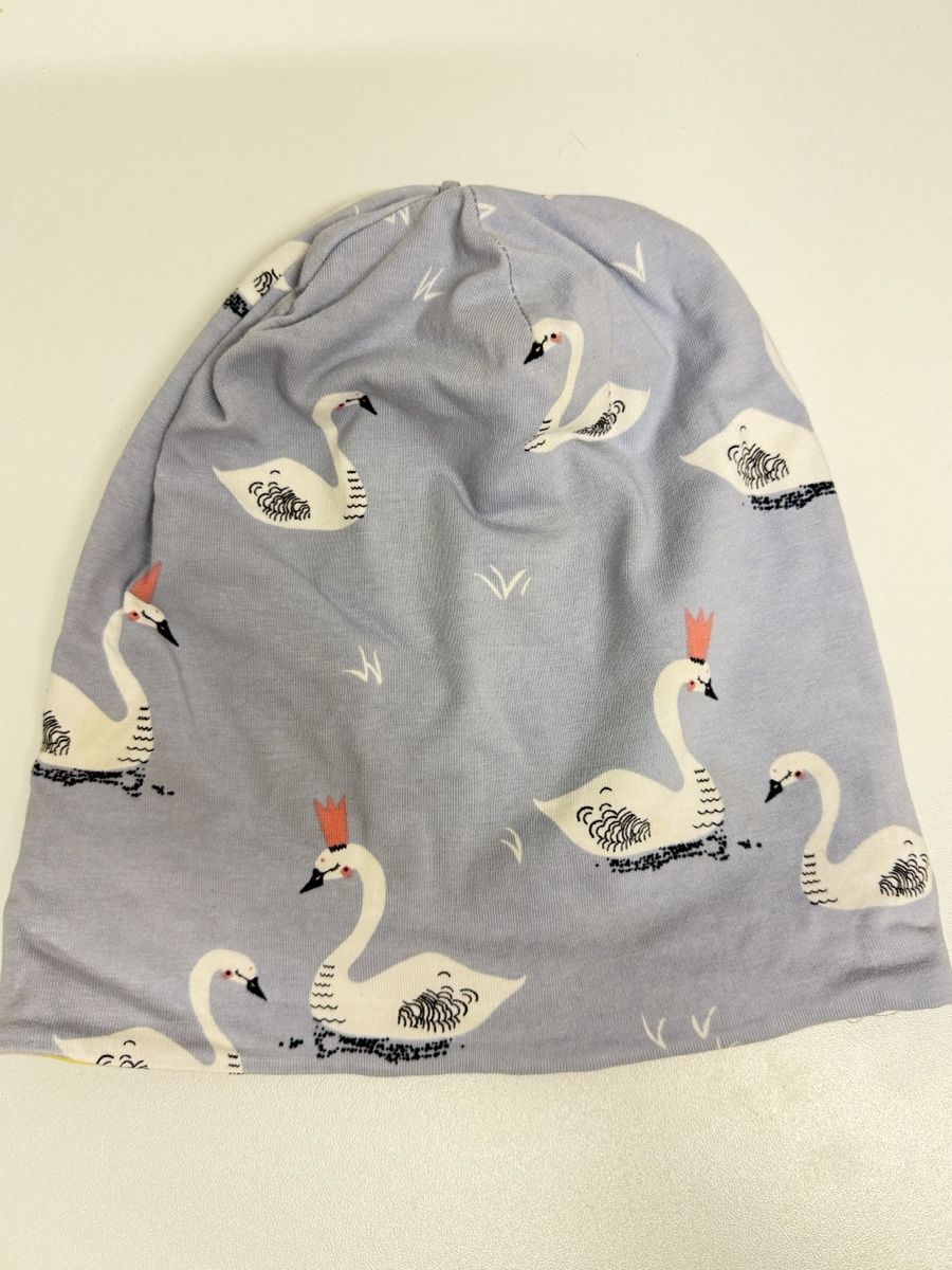Tchibo Autres vêtements fille: Wendbare Kindermütze Beanie – D'occasion à Teufen AR par Maleaa