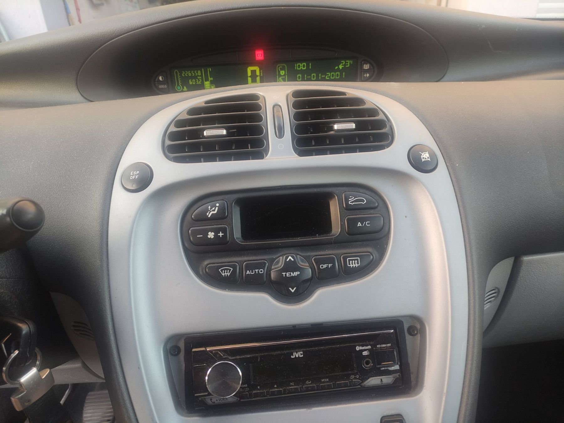 Citroën Automobili: A vendre citroen xsara picasso – Usato da Gümligen venduto da abd_dc2h 2