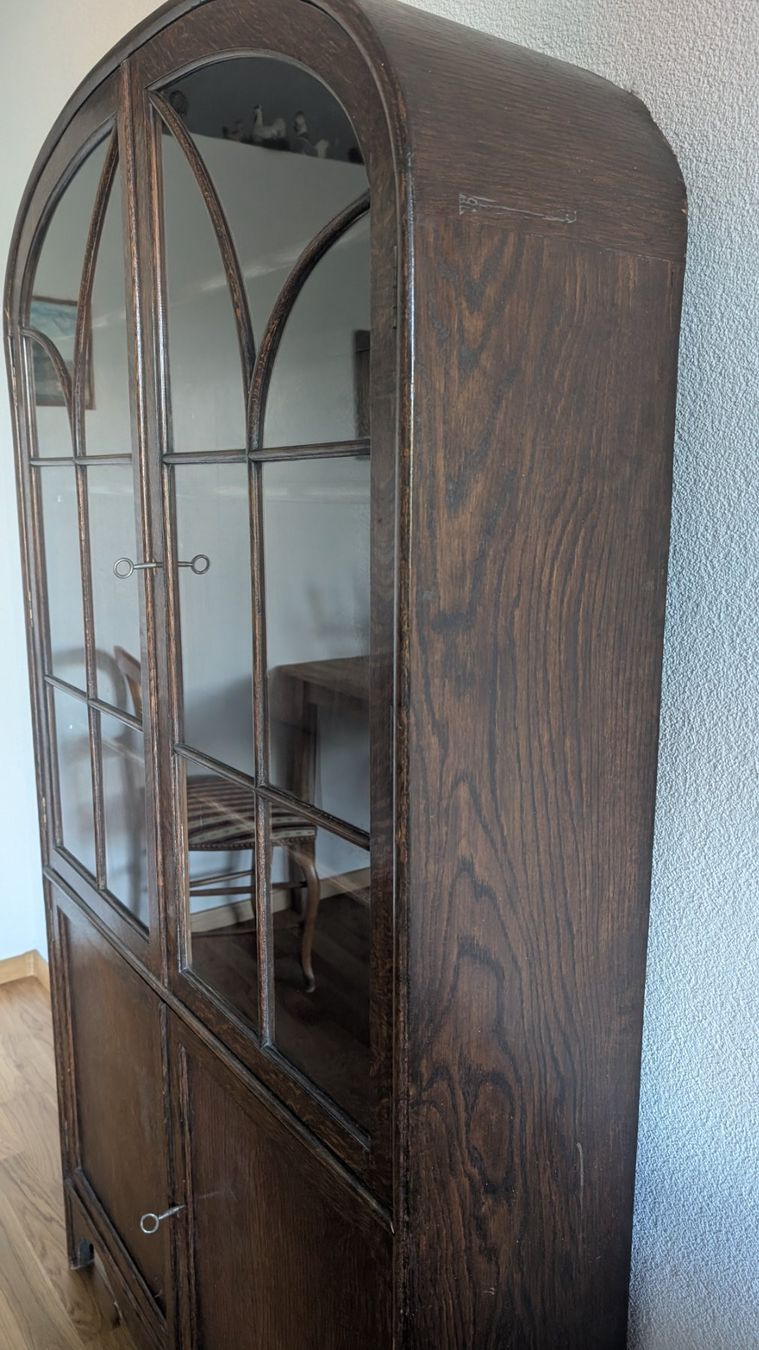 Armadi: Glas-Vitrinenschrank aus Holz – Usato da Ittigen venduto da stoney63 1