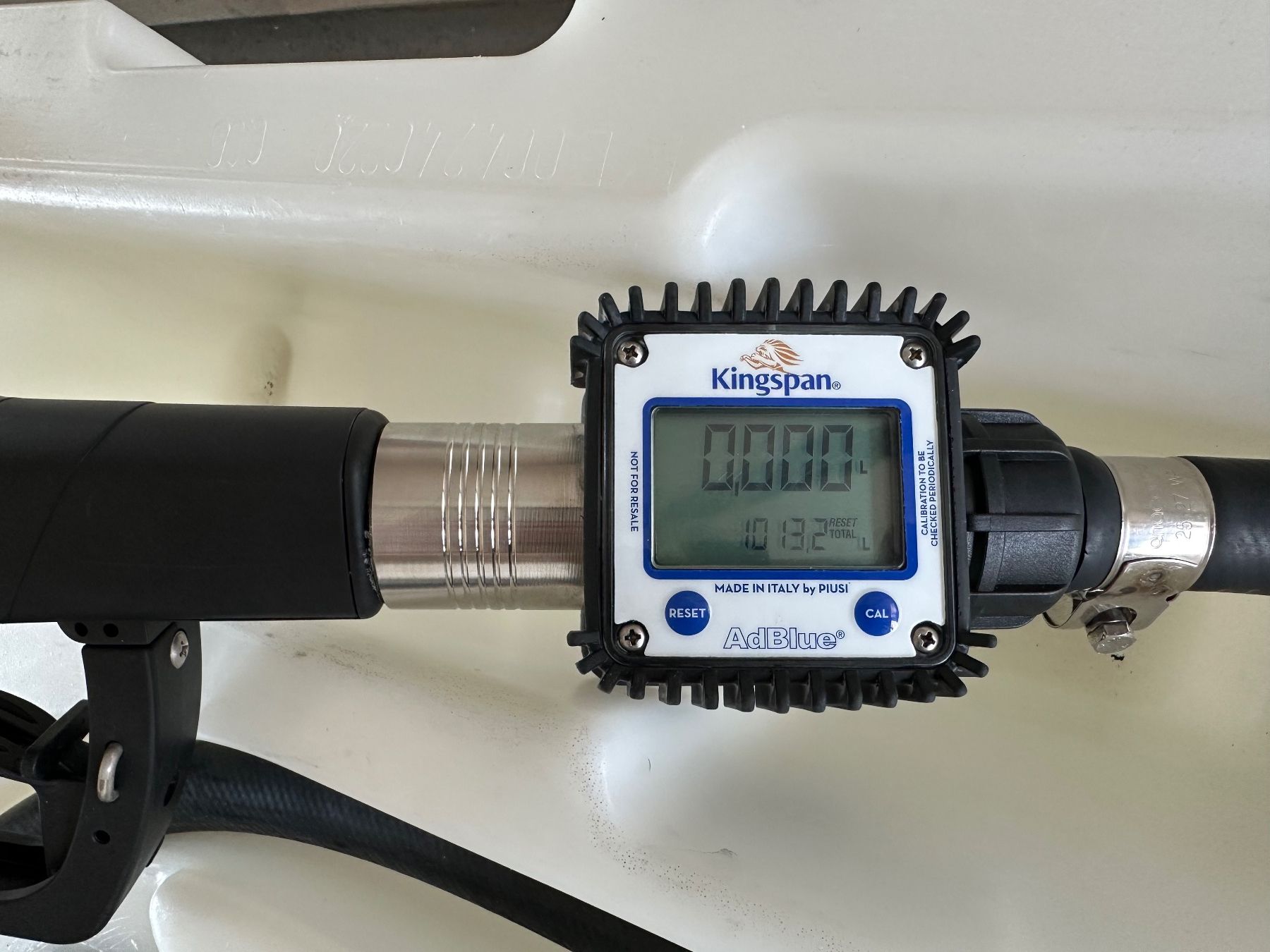 Sonstiges Fahrzeugzubehör: AdBlue Tank mit Pumpe – Gebraucht aus Gossau SG von SKIG93 4