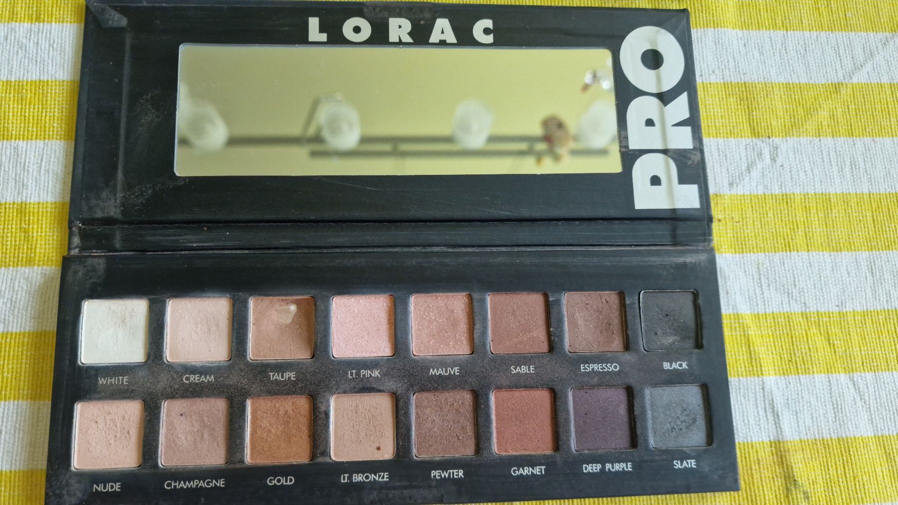 Make-up: 2 Lorac Pro Lidschattenpaletten – Gebraucht aus Horgen von Happi76 2