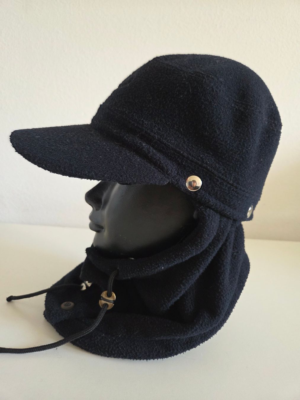 Bogner Hüte, Mützen & Caps: Schwarze Mütze von BOGNER – Gebraucht aus Oberrieden von Smart570 2