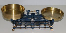 Petite BALANCE antique