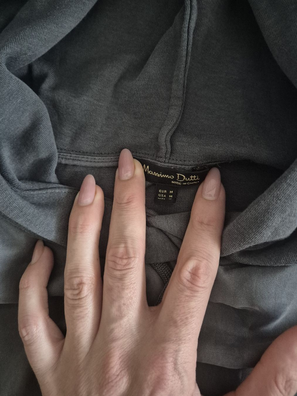 Massimo Dutti Top: Massimo Dutti Kapuzenoberteil 38 grau – Nuovo (secondo la descrizione) da Lachen SZ venduto da missfranky85 1