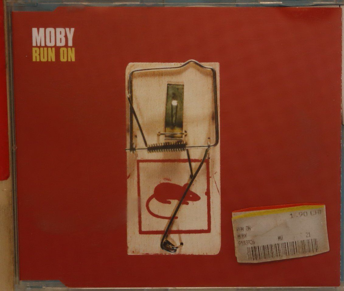 CD: Moby – Run On – Usato da Luzern venduto da CONTENTI