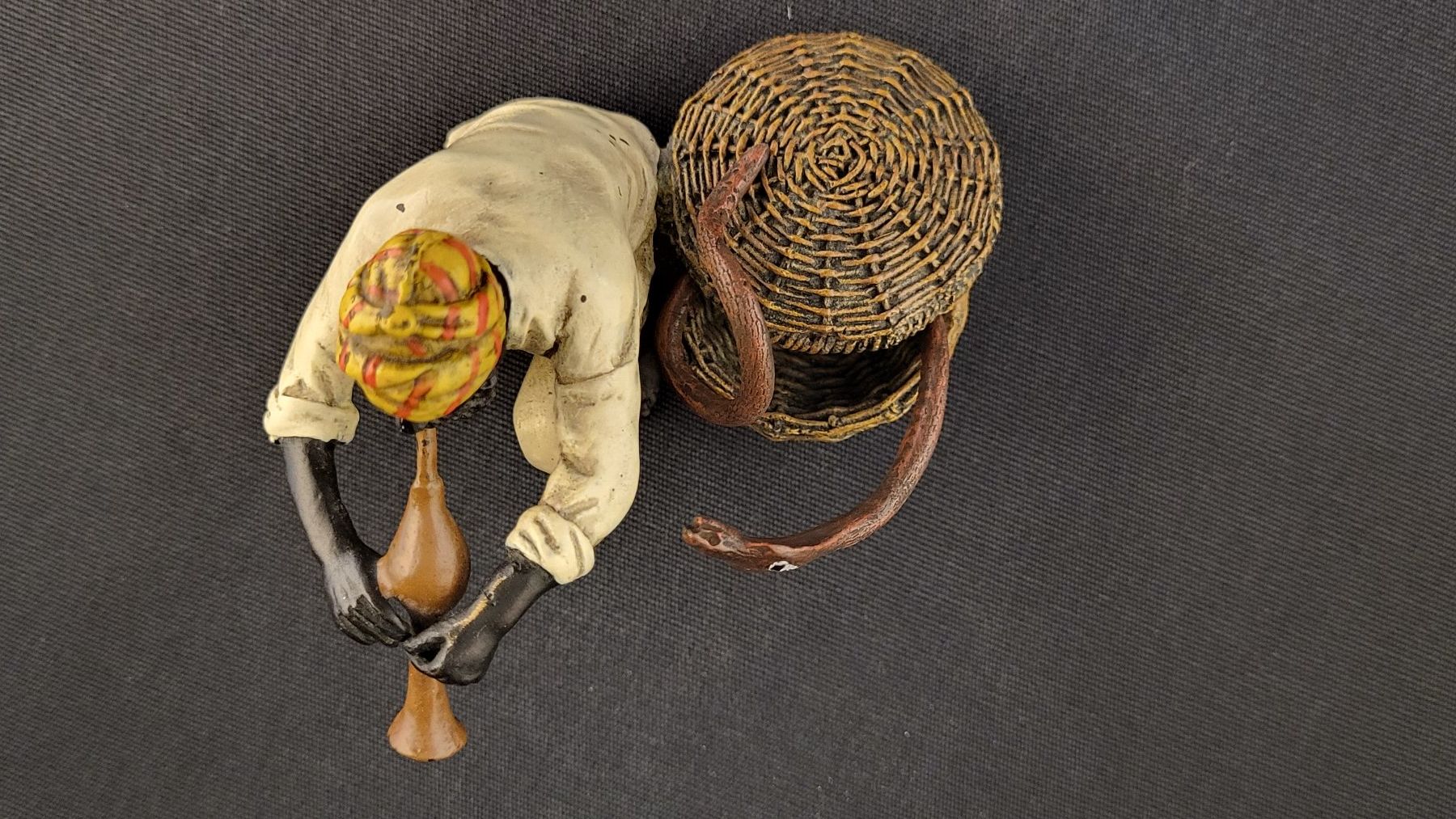 Figurines: Handbemalte Bronze-Figur SCHLANGEN-BESCHWÖRER – D'occasion à Basel par spinne02 7
