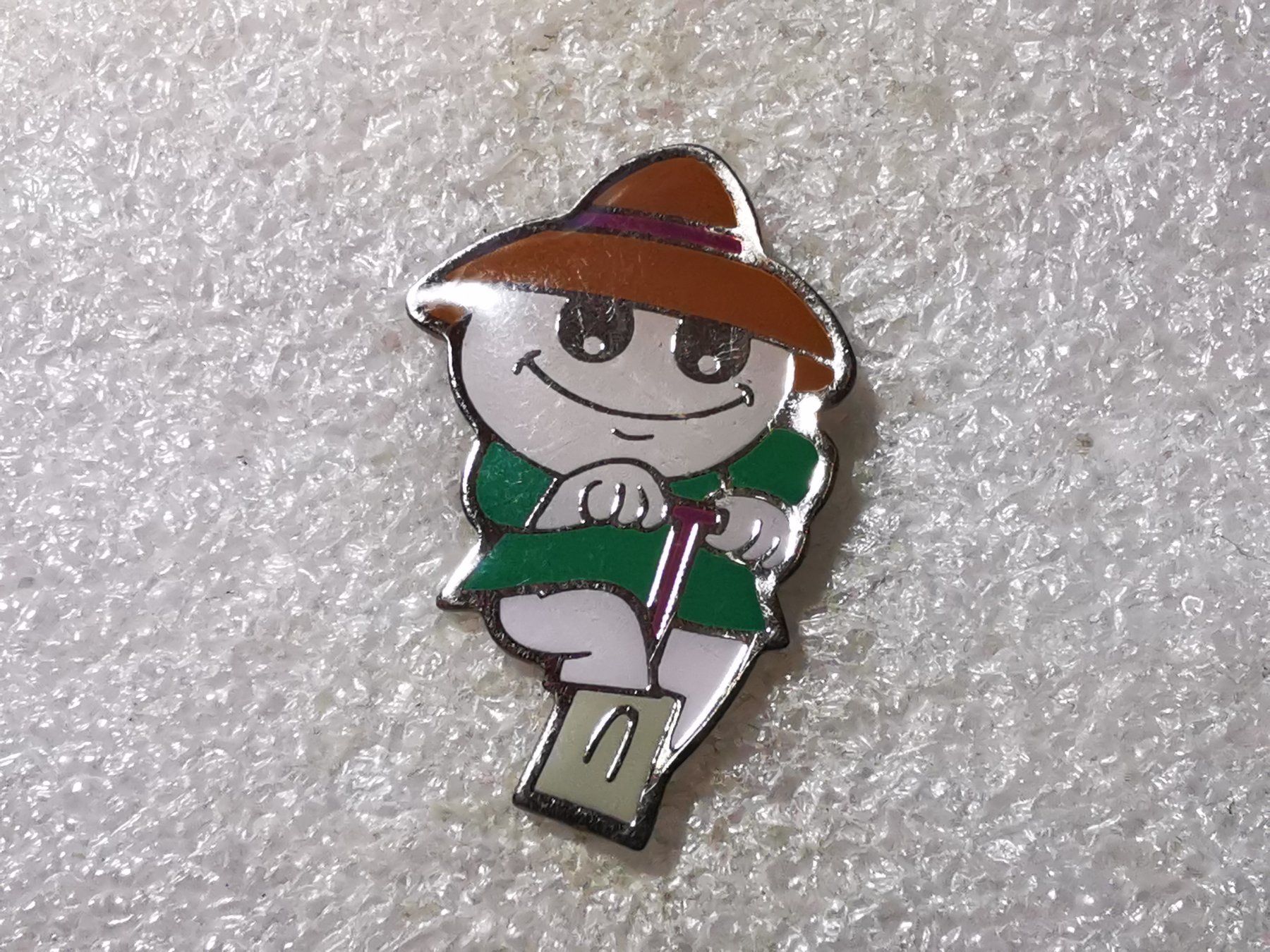 Placchette & Badge: Ansteckpin 79: Maga Bio – Usato da Oppligen venduto da Pin-Fall-Shop