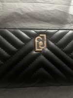 Portefeuille LIU JO noir matelassé