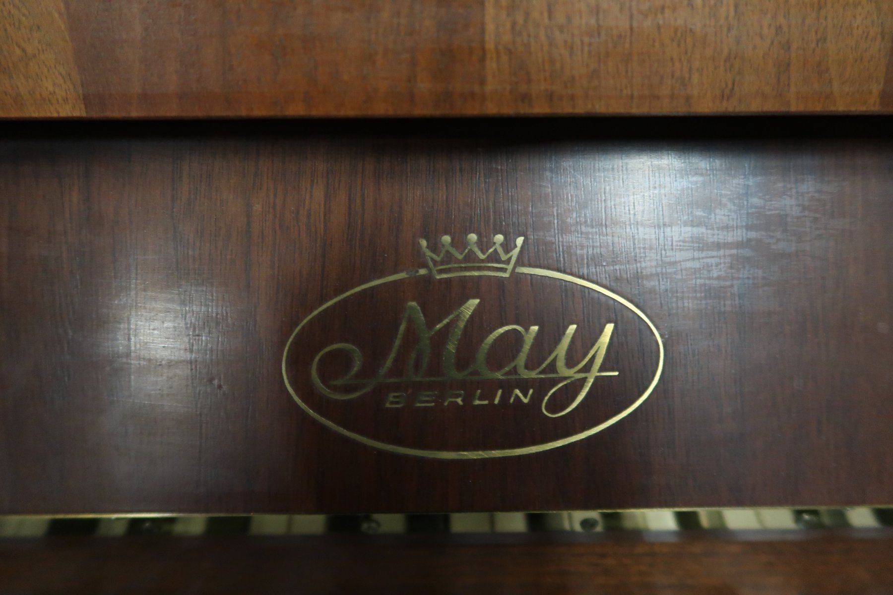Strumenti musicali: Klavier: May Berlin – Usato da Buchs SG venduto da MMmmnS 1