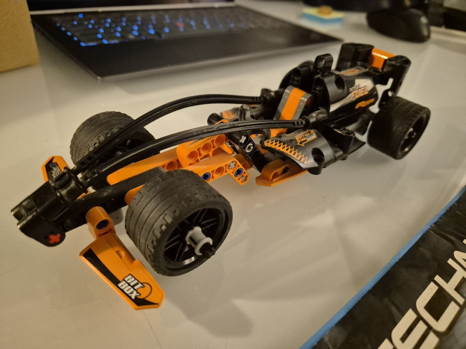 Lego Kit di costruzioni: LEGO Technic 42026 Black Champion Racer – Usato da Niederweningen venduto da Niick189