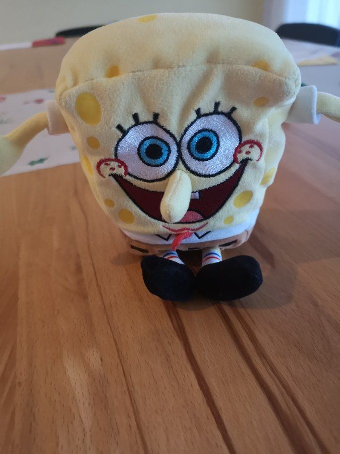 Figuren: SPONGE BOB BEWEGLICH UND HERZIGE SCHLANGE – Neu (gemäss Beschreibung) aus Oberentfelden von SWISS027 1