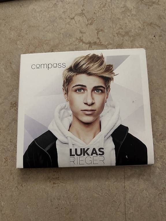 CD: Lukas Rieger CD Compass – Usato da Luzern venduto da _.Horizon._